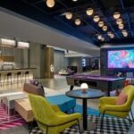 สัมผัสประสบการณ์บาร์ไลฟ์สไตล์ นั่งชิล ที่ ดับเบิ้ลยู เอ็กซ์วายซี บาร์  โรงแรม อลอฟท์ กรุงเทพฯ สุขุมวิท 11